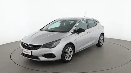 Usata Opel Astra Business Elegance 122 CV (89 kW) 2021 Argento