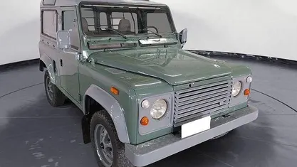 Usata Land Rover Defender 86 CV (63 kW) 1988 SUV