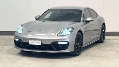 Usata Porsche Panamera 330 CV (242 kW) 2017 Gray Berlina
