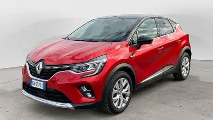 Begagnad Renault Captur Intens 143 HK (105 kW) 2022 Röd SUV