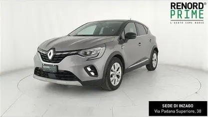 Usata Renault Captur Intens 160 CV (117 kW) 2022 Grigio scuro SUV