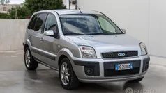 Usata 2007 Ford Fusion Tre volumi | 3800 € (Buon prezzo)