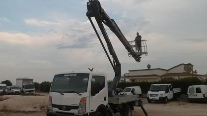 Usata 2009 Nissan Cabstar Pick-up | 25.000 €