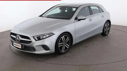 Usata Mercedes A180 116 CV (85 kW) 2022 Argento Berlina