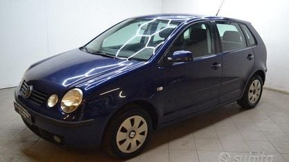 Usata VW Polo Comfortline 64 CV (47 kW) 2003 Grigio Berlina