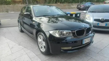 Usata BMW 118 143 CV (105 kW) 2008 Nero Utilitaria