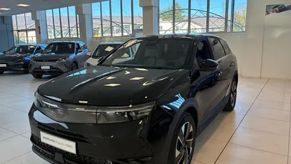 Nuova Opel Grandland X S 131 CV (96 kW) 2025 Karbon black SUV