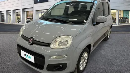Usata Fiat Panda Lounge 69 CV (50 kW) 2019 Grigio Utilitaria