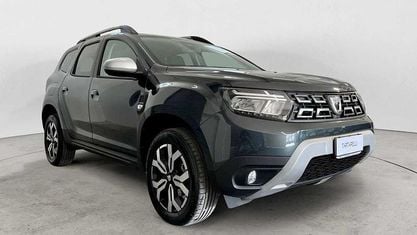 Usata Dacia Duster Prestige 116 CV (85 kW) 2022 Grigio Berlina
