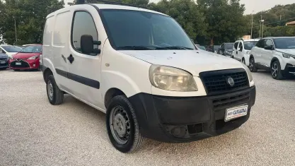 Usata Fiat Doblò 85 CV (62 kW) 2008 Bianco Monovolume