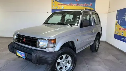 Argento Usata 1998 Mitsubishi Pajero Top SUV | 8990 € (Molto cara)