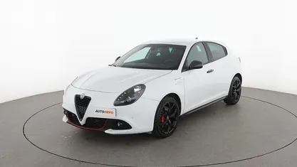 Usata Alfa Romeo Giulietta Veloce 170 CV (125 kW) 2020 Bianco Utilitaria