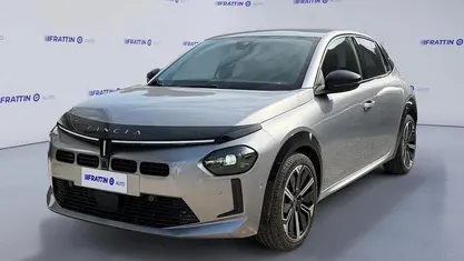 Usata Lancia Ypsilon 101 CV (74 kW) 2025 Utilitaria