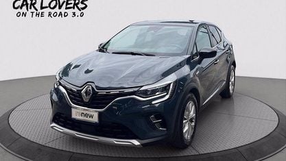 Second-hand Renault Captur Intens 145 CP (106 kW) 2022 Negru SUV