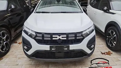 Usata 2023 Dacia Jogger Essentiel Monovolume | 14.900 € (Buon prezzo)