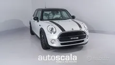 Bianco avorio / tetto nero Usata 2017 Mini Cooper Hype Due volumi | 14.990 € (Buon prezzo)