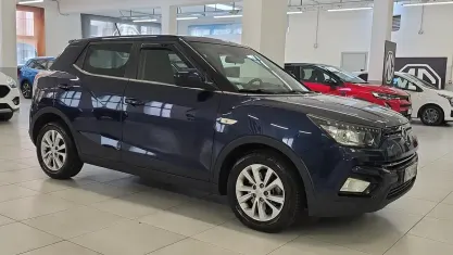 Usata SsangYong Tivoli 115 CV (84 kW) 2019 Bluazzurro SUV