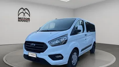 Usata Ford Transit Custom Trend 130 CV (95 kW) 2022 Bianco Station wagon
