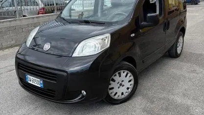 Usata Fiat Qubo Trekking 75 CV (55 kW) 2009 Nero Monovolume