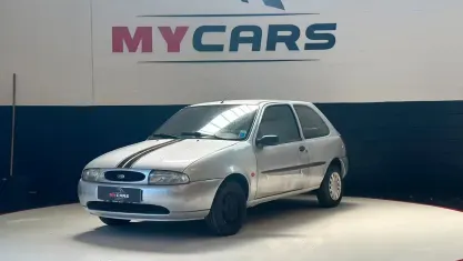 Usata Ford Fiesta 60 CV (44 kW) 1999 Grigio Utilitaria