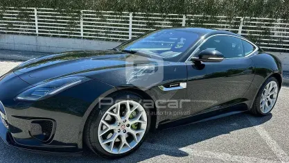 Usata Jaguar F-Type R-Dynamic 300 CV (220 kW) 2018 Nero Coupé