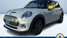 Beige metallizzato Usata 2020 Mini Cooper SE Due volumi | 14.100 € (Ottimo prezzo)