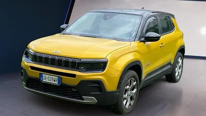 Giallo Usata 2023 Jeep Avenger Altitude SUV | 22.900 € (Buon prezzo)