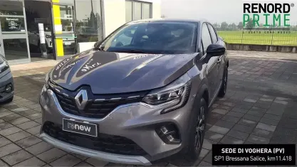 Usata Renault Captur Intens 101 CV (74 kW) 2023 Grigio SUV