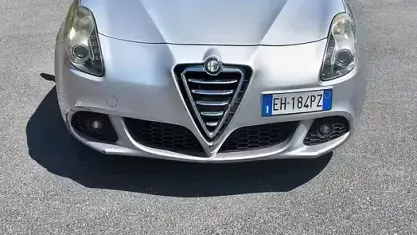 Usata Alfa Romeo Giulietta Progression 170 CV (125 kW) 2011 Grigio Utilitaria