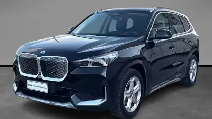 Begagnad BMW iX1 Comfort Edition 150 kW (204 HK) 2025 SUV