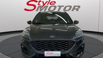 Usata Ford Kuga ST-Line X 190 CV (139 kW) 2023 Grigio scuro SUV