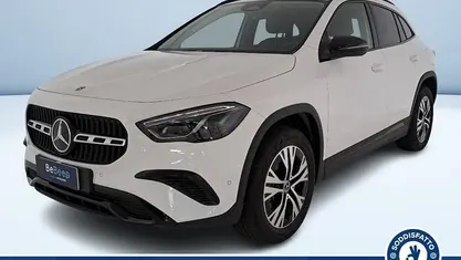 Usata Mercedes GLA180 Advanced 115 CV (84 kW) 2025 Bianco SUV