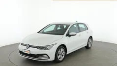 Usata 2022 VW Golf VIII Life Tre volumi | 18.699 € (Buon prezzo)
