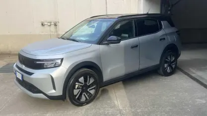 Occasion Opel Frontera 110 ch (80 kW) 2025 Gris SUV
