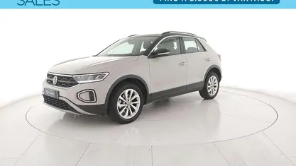 Usata 2023 VW T-Roc Life SUV | 20.900 € (Super prezzo)