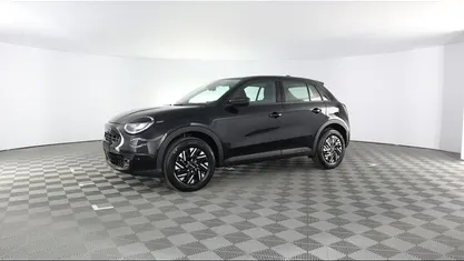 Usata Fiat 600 Pop 101 CV (74 kW) 2025 SUV