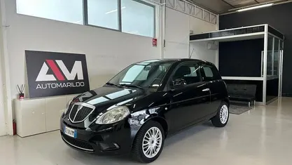Usata Lancia Ypsilon 60 CV (44 kW) 2009 Nero Utilitaria