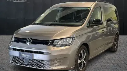 Usata VW Caddy Maxi 122 CV (89 kW) 2022 Nero Monovolume