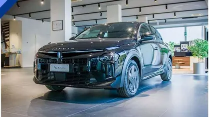 Usata Lancia Ypsilon 110 CV (80 kW) 2025 Utilitaria