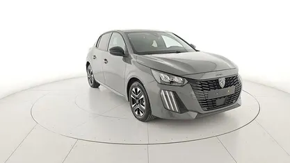 Usata Peugeot 208 Allure 101 CV (74 kW) 2025 Grigio Utilitaria