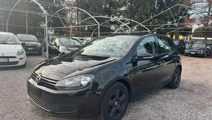Usata 2012 VW Golf Comfortline Tre volumi | 6500 € (Buon prezzo)