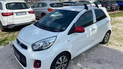 Usata Kia Picanto 69 CV (50 kW) 2016 Utilitaria