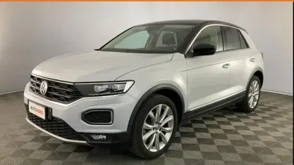 Usata VW T-Roc Advance 150 CV (110 kW) 2019 Bianco SUV