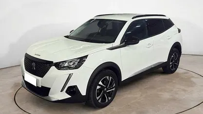 Usata Peugeot 2008 Allure 131 CV (96 kW) 2022 SUV