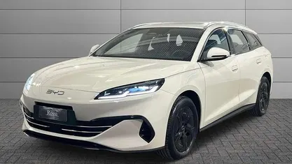 Sandstone Nuova 2025 BYD Seal Boost | 32.300 € (Buon prezzo)