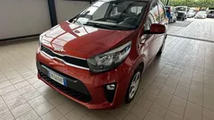 Rosso Usata 2023 Kia Picanto Urban Due volumi | 12.900 € (Buon prezzo)