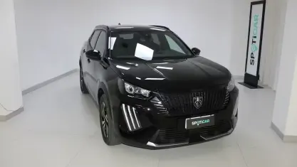 Usata Peugeot 2008 Allure 131 CV (96 kW) 2025 Nero perla SUV