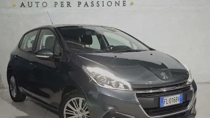 Usata Peugeot 208 82 CV (60 kW) 2017 Other Utilitaria