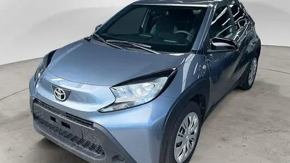 Nuova Toyota Aygo X Active 72 CV (52 kW) 2025 Grigio SUV