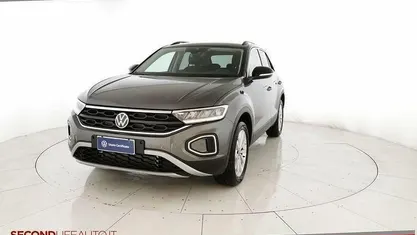 Usata VW T-Roc Life 150 CV (110 kW) 2025 SUV